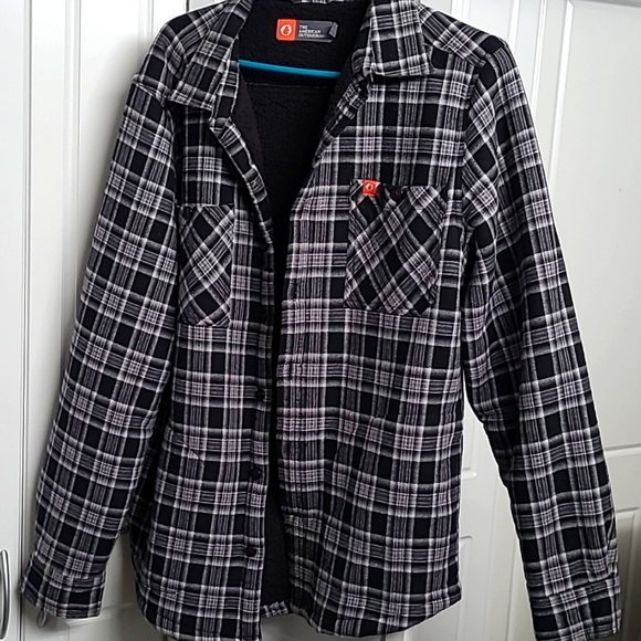 Cozy, plaid shirt jacket from The American Outdoorsman - Picture 1 of 4
